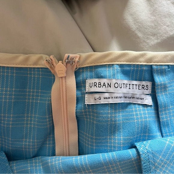 Urban Outfitters women’s skirt - Picture 3 of 3
